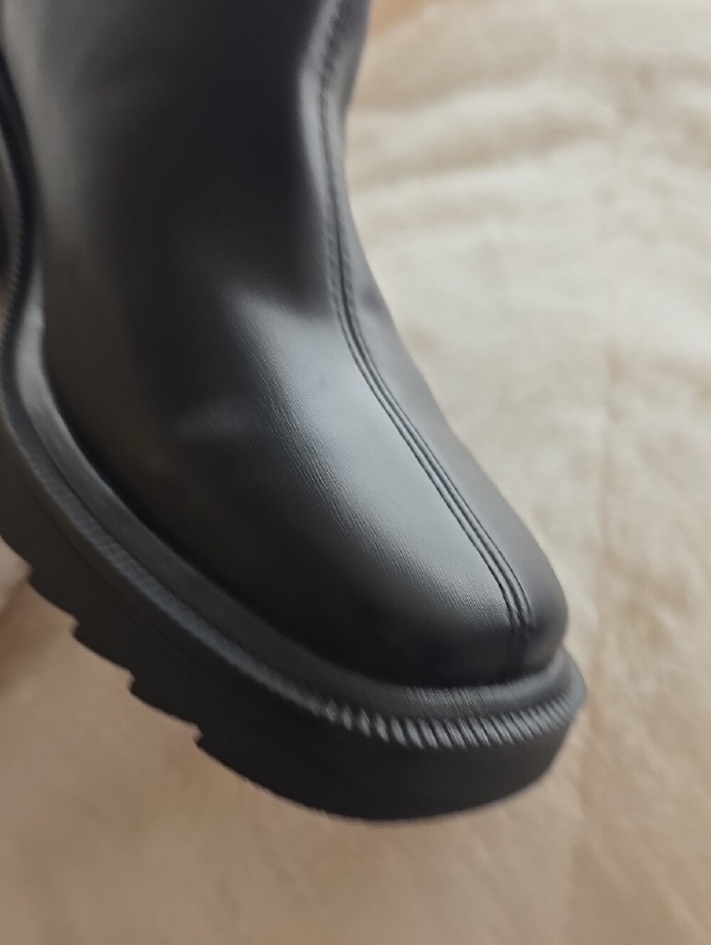 Classic Black Knee-High Block Heel Boots - Women's - Picture 9 of 10